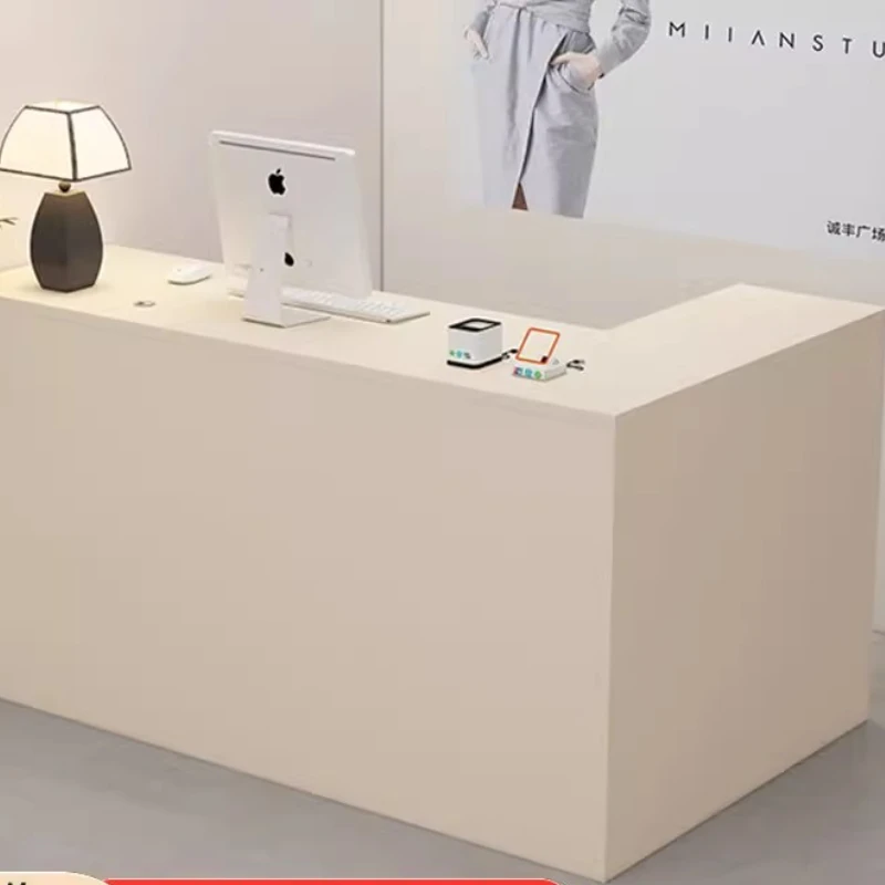 Tandarts Gebogen receptiebalie - Office Furniture Rental recensie en prijs